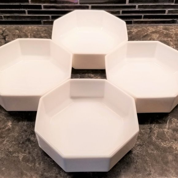 ARCOROC FRANCE MILK GLASS 1980s SET OF (4) WHITE OCTAGON SOUP SALAD BOWL BOWLS - Picture 12 of 12